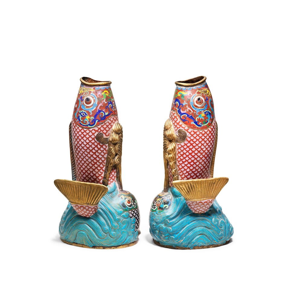 A PAIR OF CLOISONNÉ ENAMEL 'CARP' VASES 20th century (2) - 2