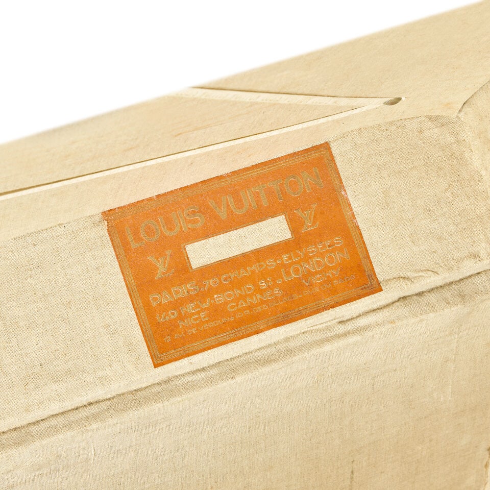 Louis Vuitton: a Vuittonite Canvas Trunk Early 20th century - 2