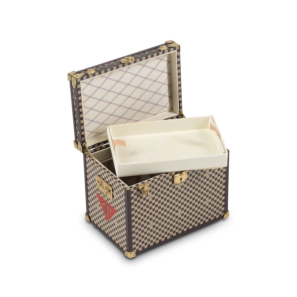 Louis Vuitton: a Damier Mini Malle Chapeaux 1895 Paperweight 2012 (includes booklet and box) - 2