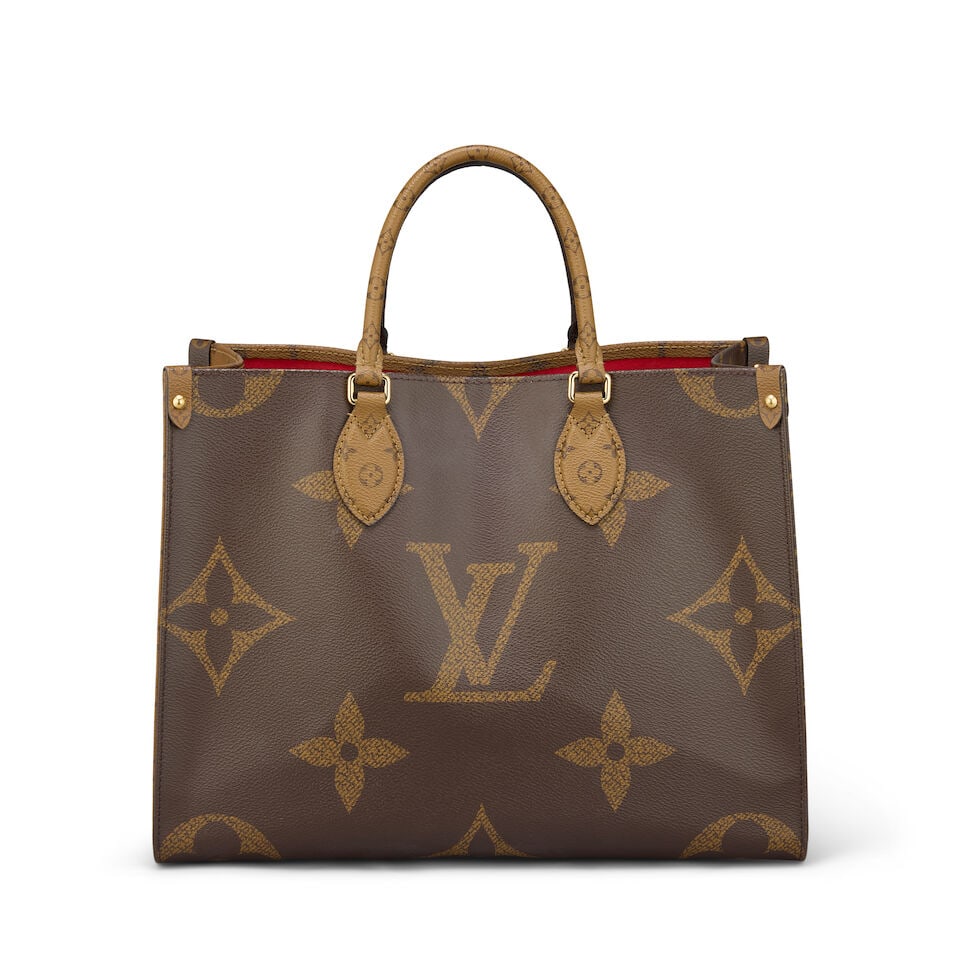 Louis Vuitton: a Monogram OnTheGo MM Tote 2023 (includes microchip): Louis Vuitton: a Monogram OnTheGo MM Tote 2023 Giant monogram canvas on one side and Monogram Reverse on the other, two top handle and two top shoulder straps Condition Grade B 34.5cm wide, 27cm