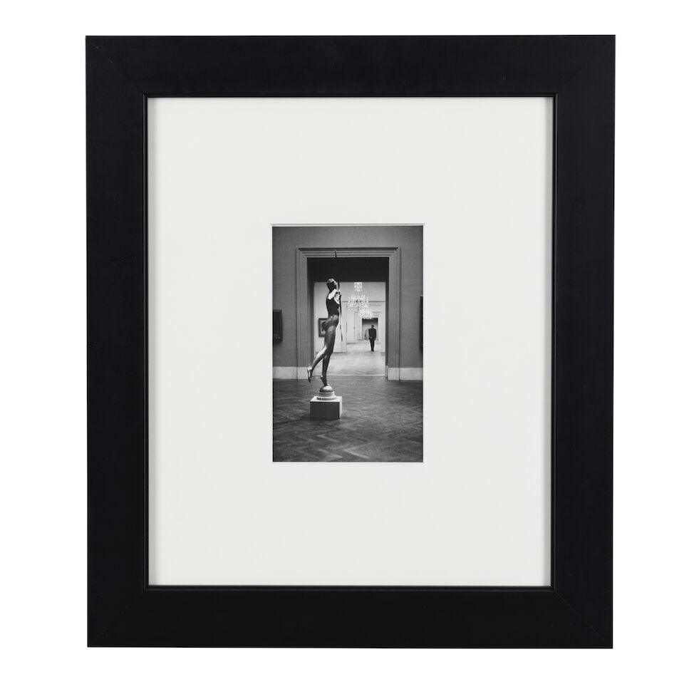 Elliott Erwitt (1928-2023); New York (Diana); - 2