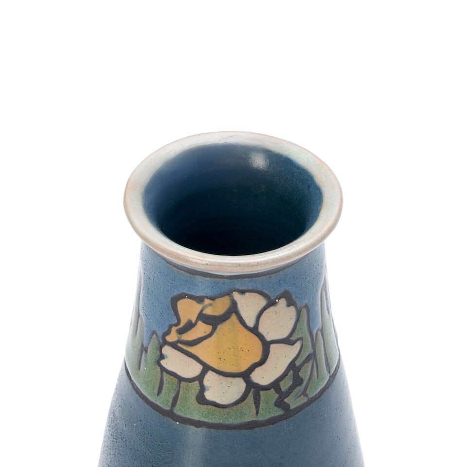 SATURDAY EVENING GIRLS VASE DECORATED WITH NARCISSUS Boston, Massachusetts, early 20th century, ... - 3