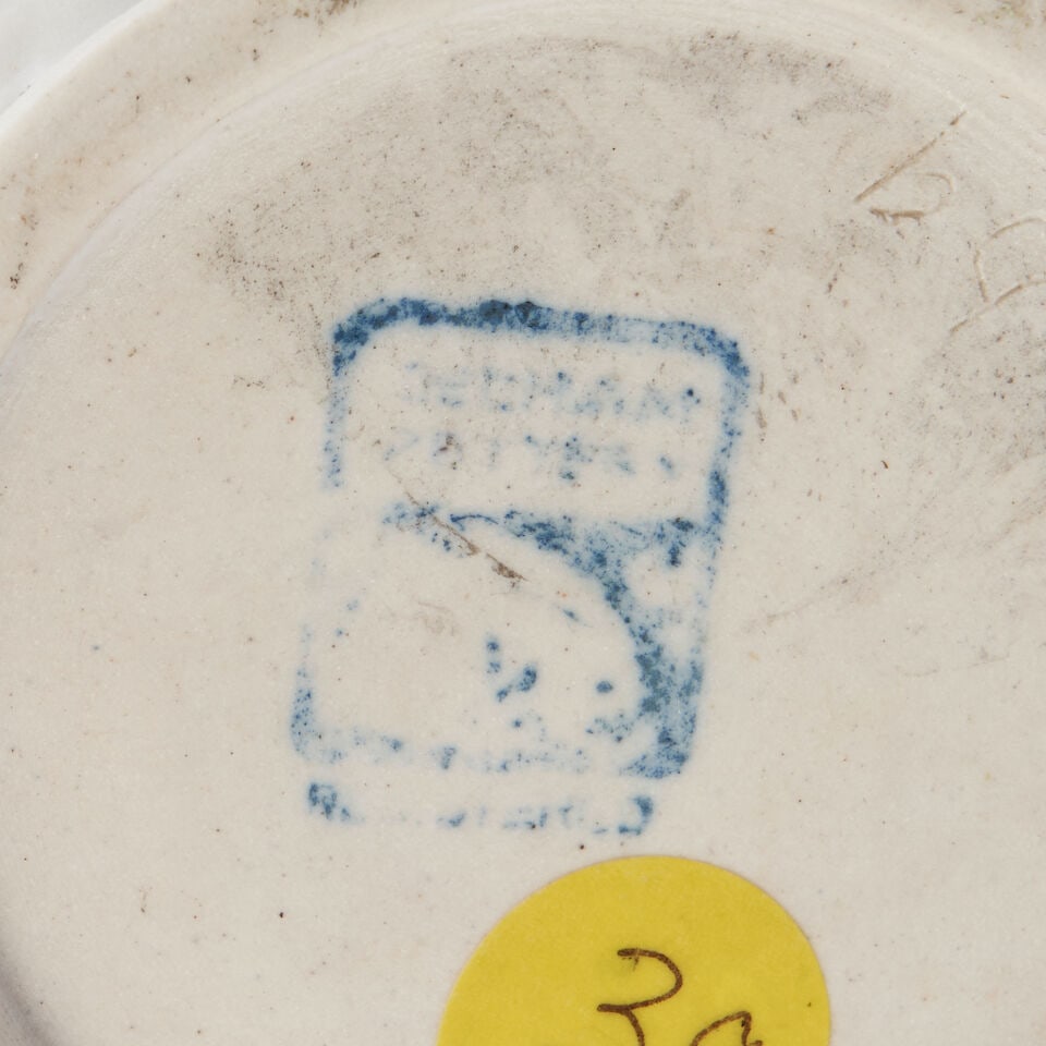 DEDHAM POTTERY 'RABBIT' PATTERN TEAPOT AND COFFEE POT Dedham, Massachusetts, 1896-1943, glazed s... - 3