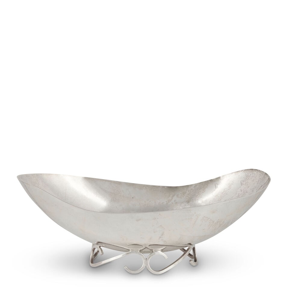 ALFREDO SCIAROTTA STERLING SILVER BOWL Newport, Rhode Island, mid-20th century, ovoid with a slo... (1 of 1)