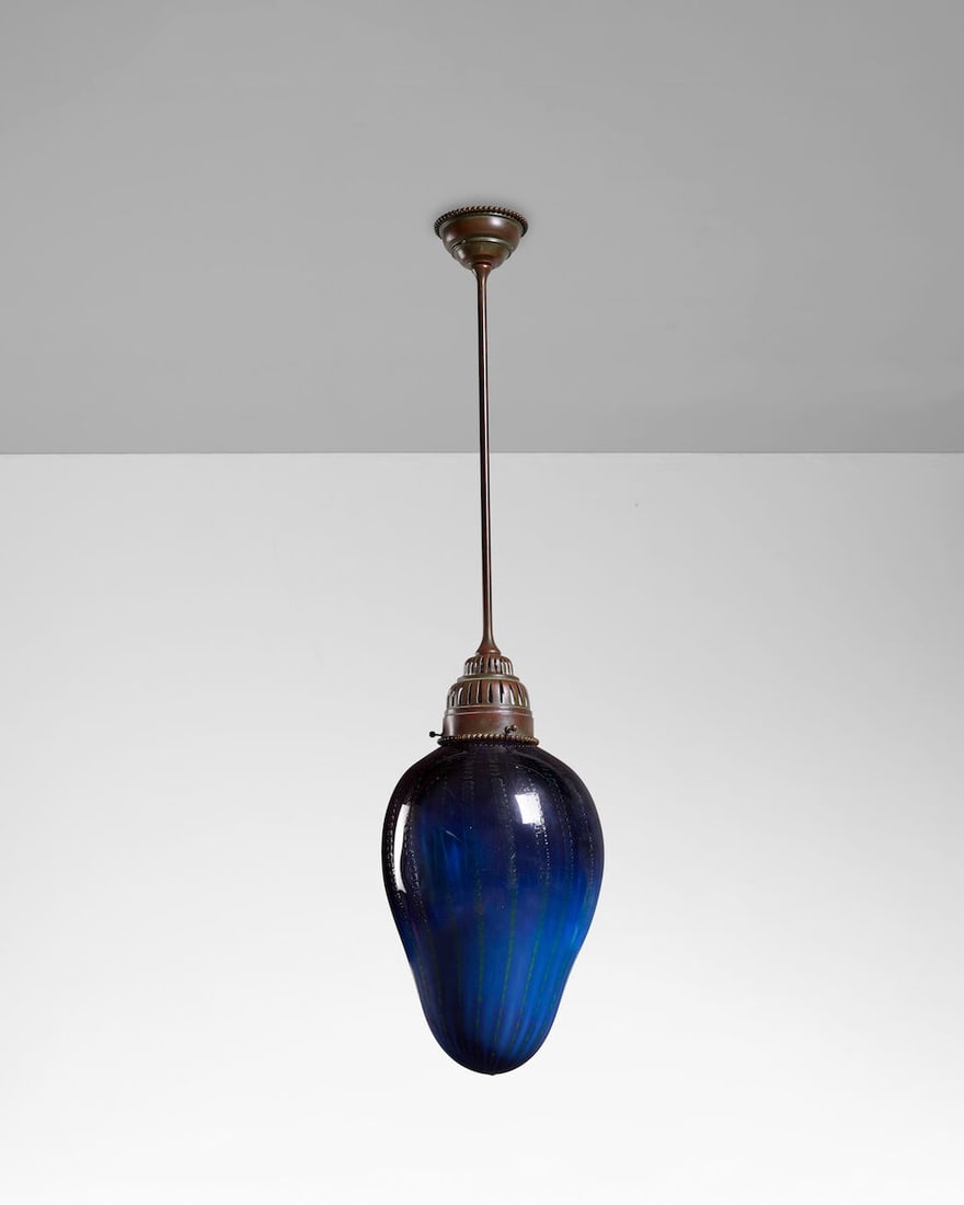 TIFFANY STUDIOS (1899-1930) RARE STALACTITE HANGING LAMP New York, New York, circa 1919, favrile... - 2