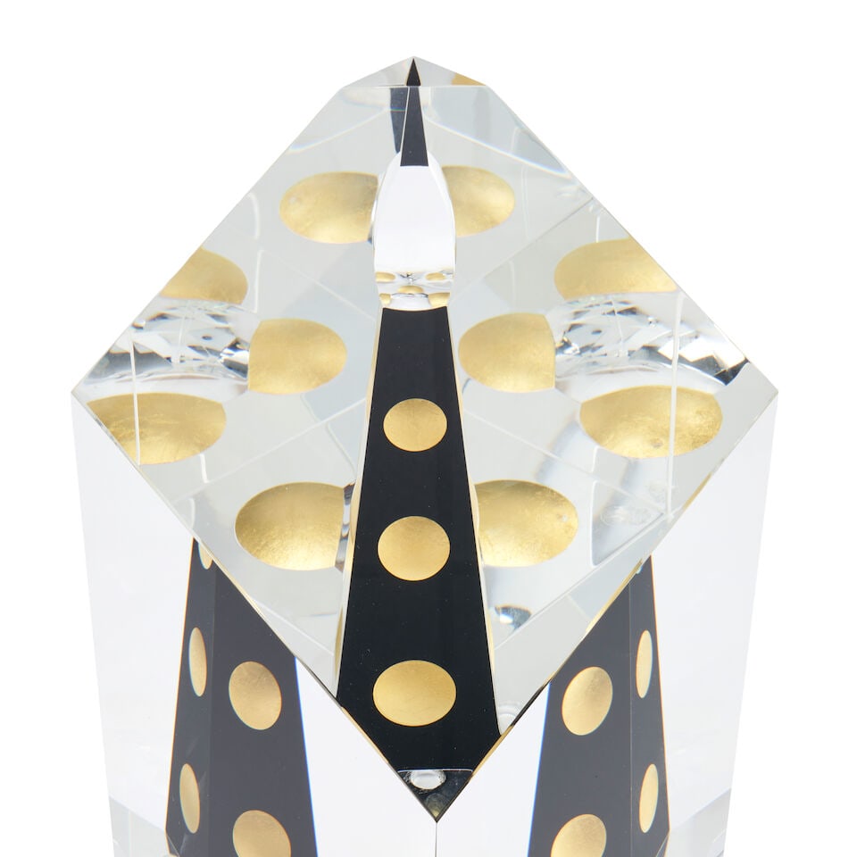 PAVEL NOVAK (B. 1974) OPTICAL GLASS SCULPTURE 21st century, incised signature 'PAVEL NOVAK 1310,... - 4