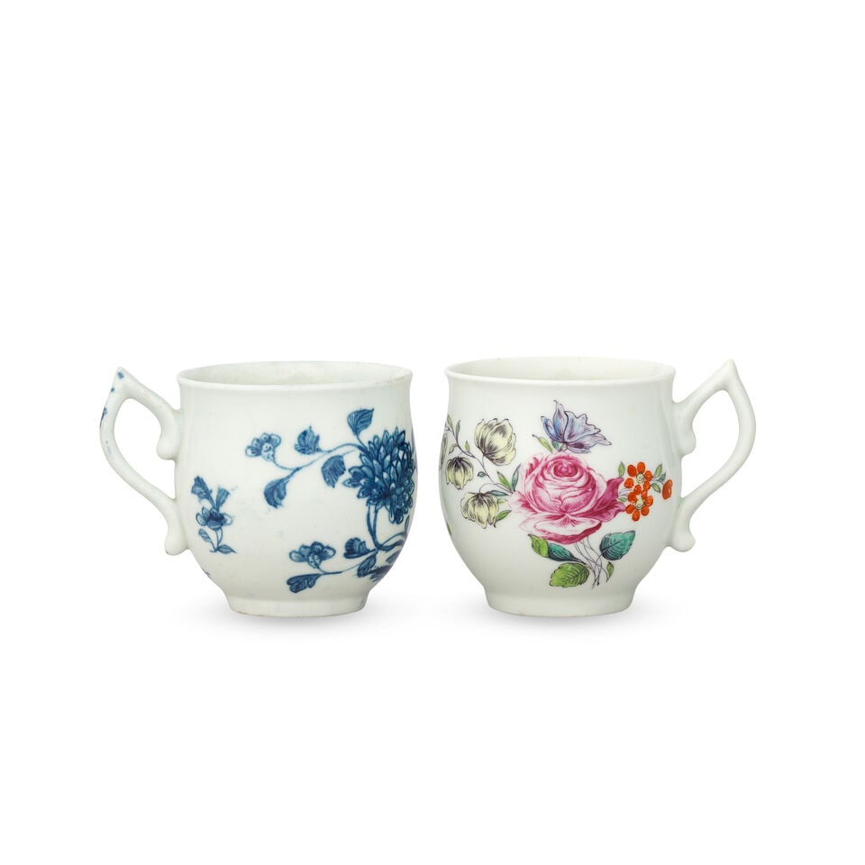 Two good Worcester 'wishbone-handled' coffee cups, circa 1756-58 - 2