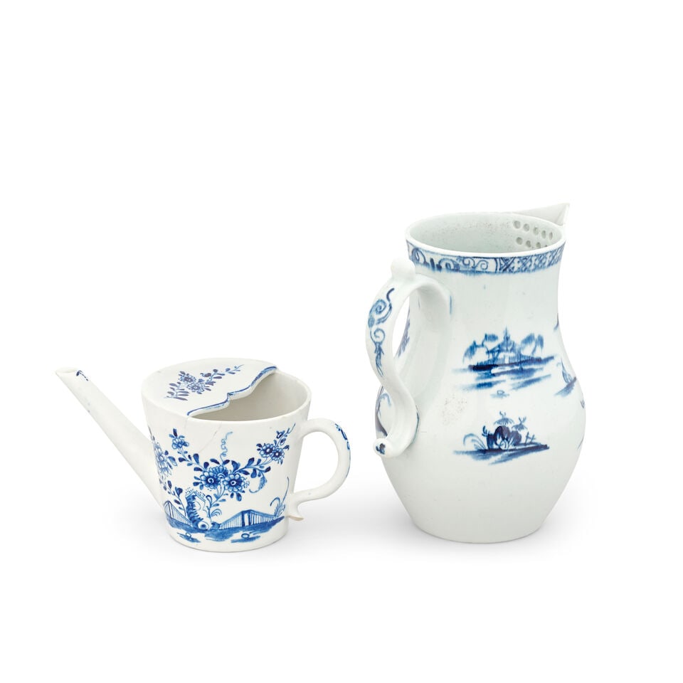 A Lowestoft toast and water jug and a feeding cup, circa 1765-75 - 2