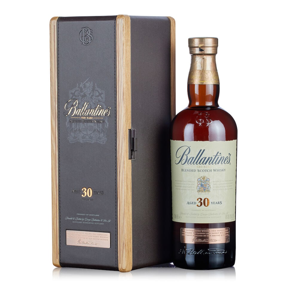 Ballantine's 30 Year Old Very Rare (1x 70cl): Ballantine's 30 Year Old Very Rare (1x 70cl) Region: Blended, Scotch Whisky Fill Level: filled to 70cl Capsule: good condition Label: good labelling Packaging: in original carton Alcohol content: 43%