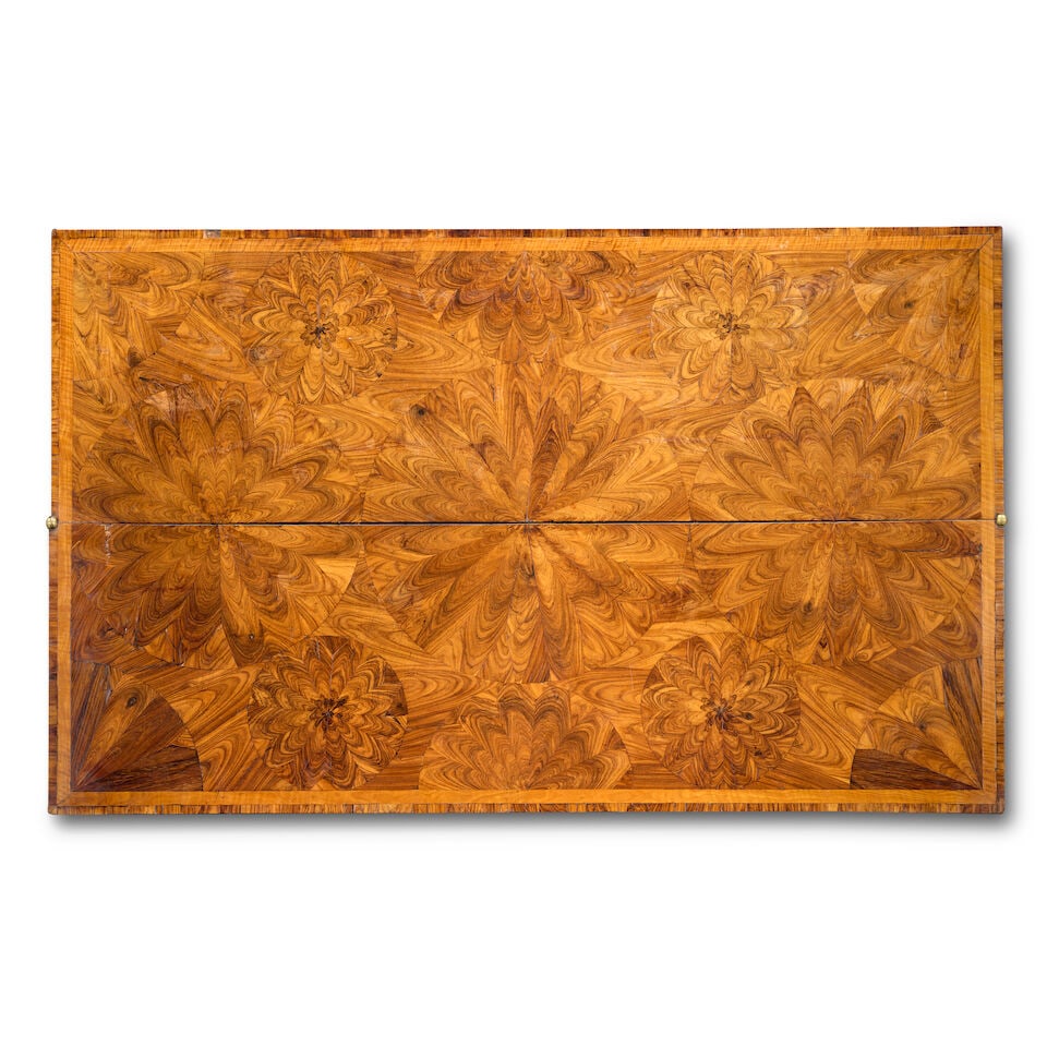 A William and Mary rosewood and oyster veneered kneehole secretaire desk 1690-1700, in the manne... - 2