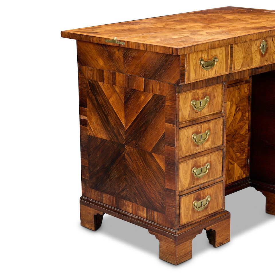 A William and Mary rosewood and oyster veneered kneehole secretaire desk 1690-1700, in the manne... - 5