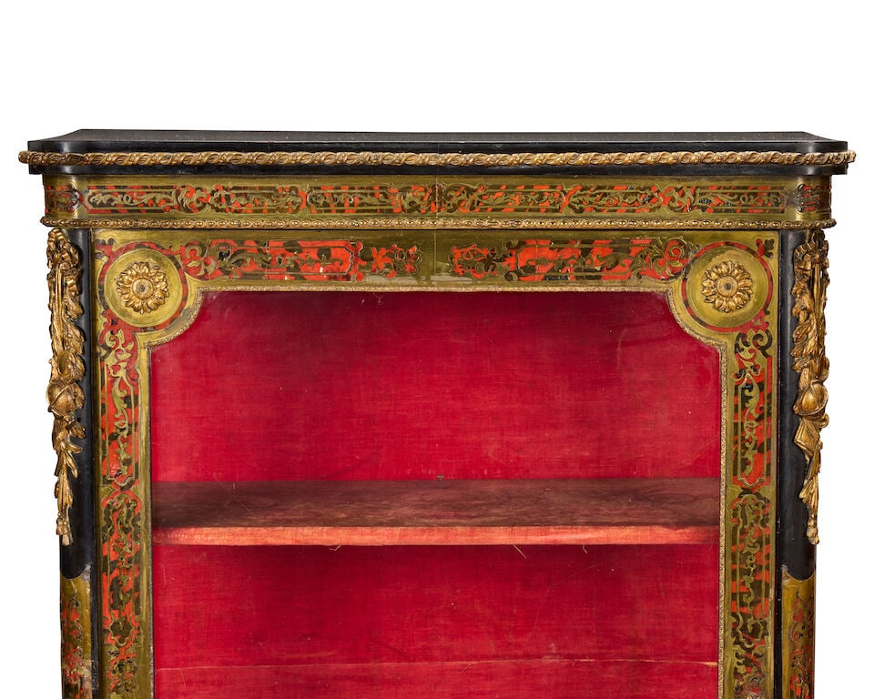 A pair of early Victorian ormolu mounted tortoiseshell and brass 'Boulle' marquetry ebonised pie... - 2