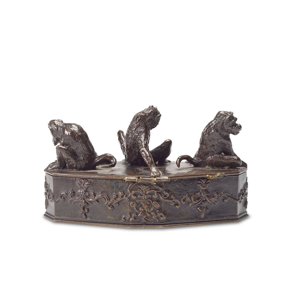 Christopher Fratin (French, 1801-1864): A patinated bronze lidded box in the form of a casket wi... - 3
