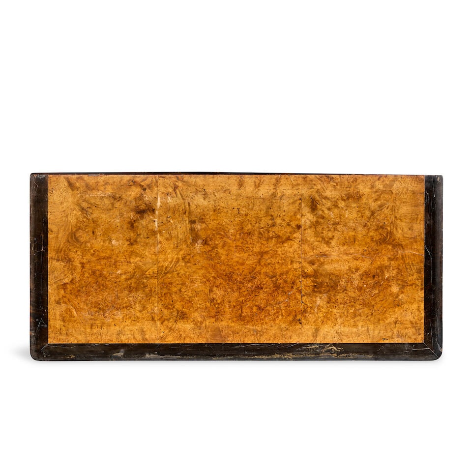 An Anglo-Chinese mid 19th century amboyna and ebonised kneehole desk 1840-1860 - 2