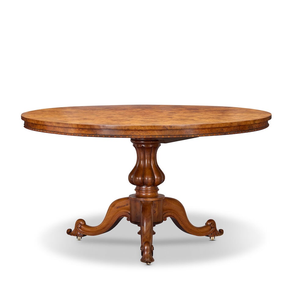 A William IV or early Victorian yew wood breakfast table 1835-1850 - 2