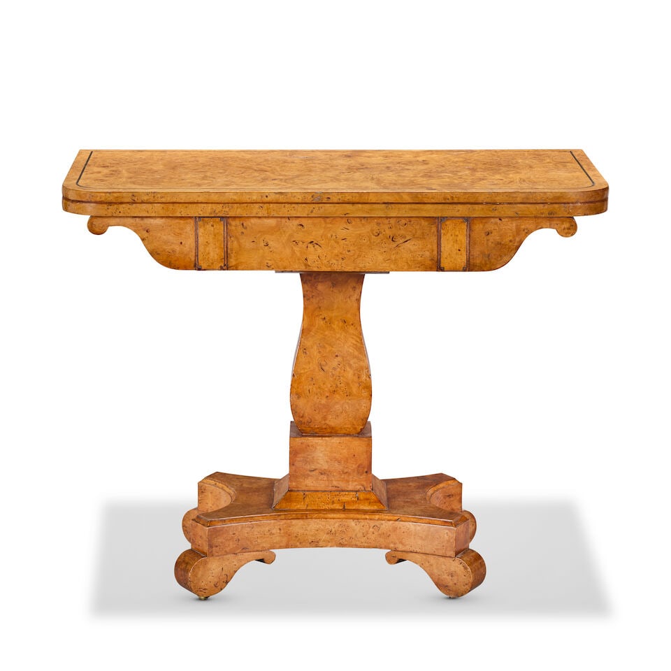 A pair of George IV burr elm card tablesCirca 1830 (2) - 4