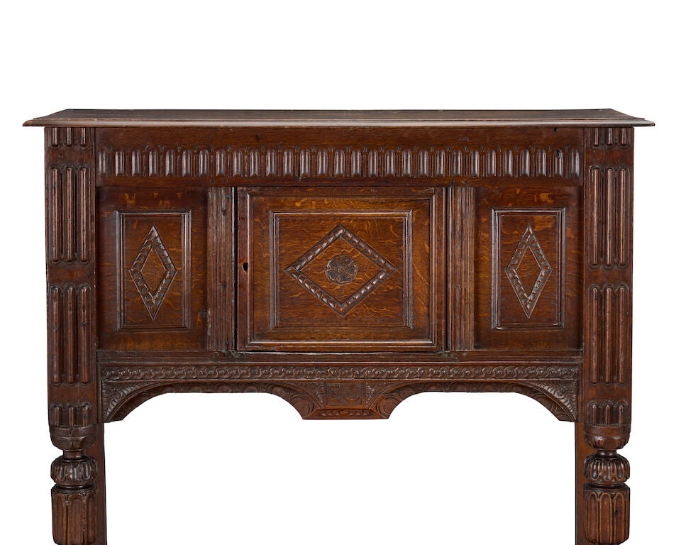 An oak livery cupboard Probably constructed from first half 17th century elements such as the Ja... - 4