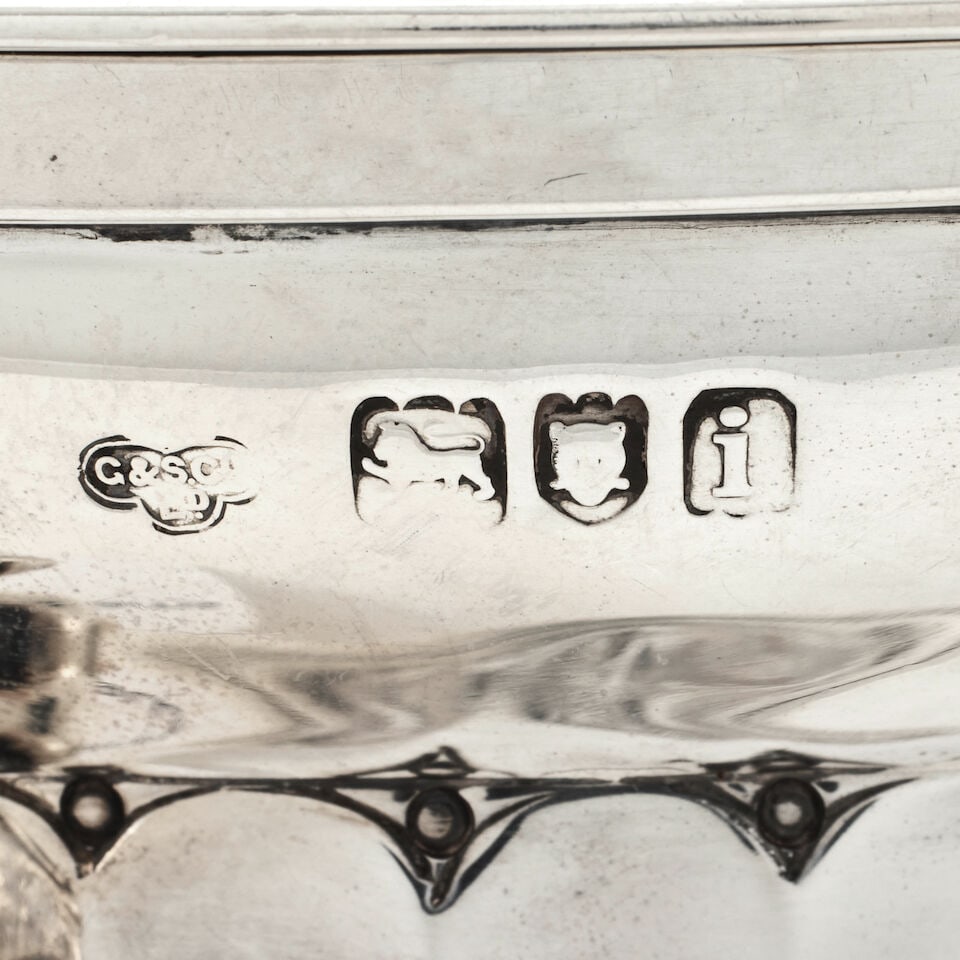 An Edwardian silver covered two-handled ice bucket Goldsmiths & Silversmiths Co Ltd, London 1904 - 2