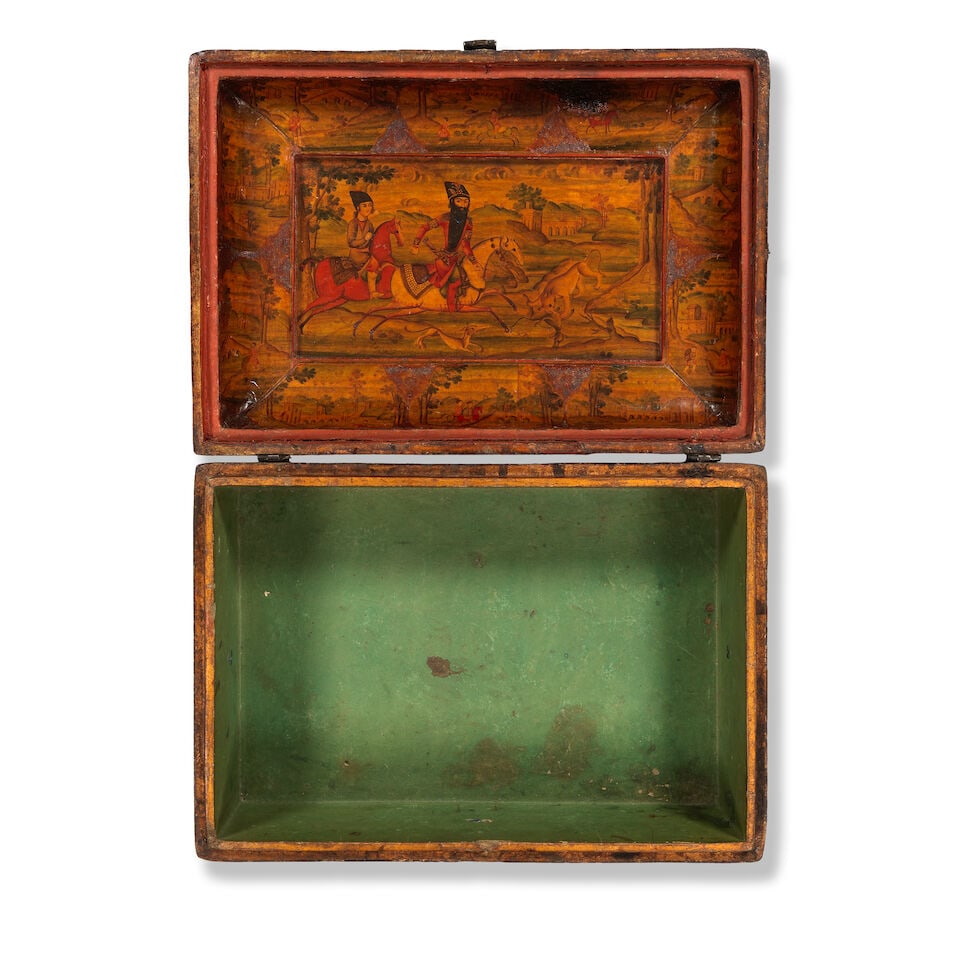 A large Qajar lacquer papier-mâché box depicting Fath 'Ali Shah enthroned Persia, 19th... - 7