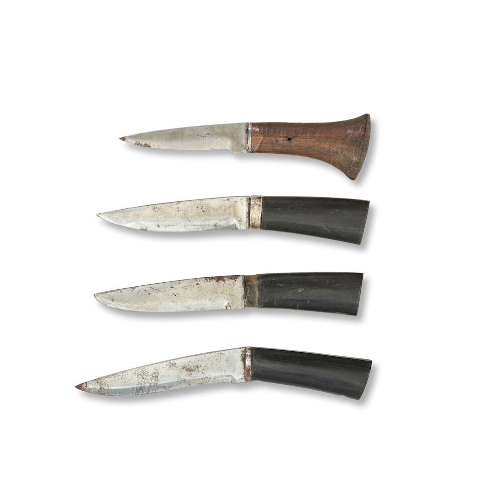 A silk turban, four small steel daggers (karda) and a leather flint and tinder pouch (chakmak) N... - 2