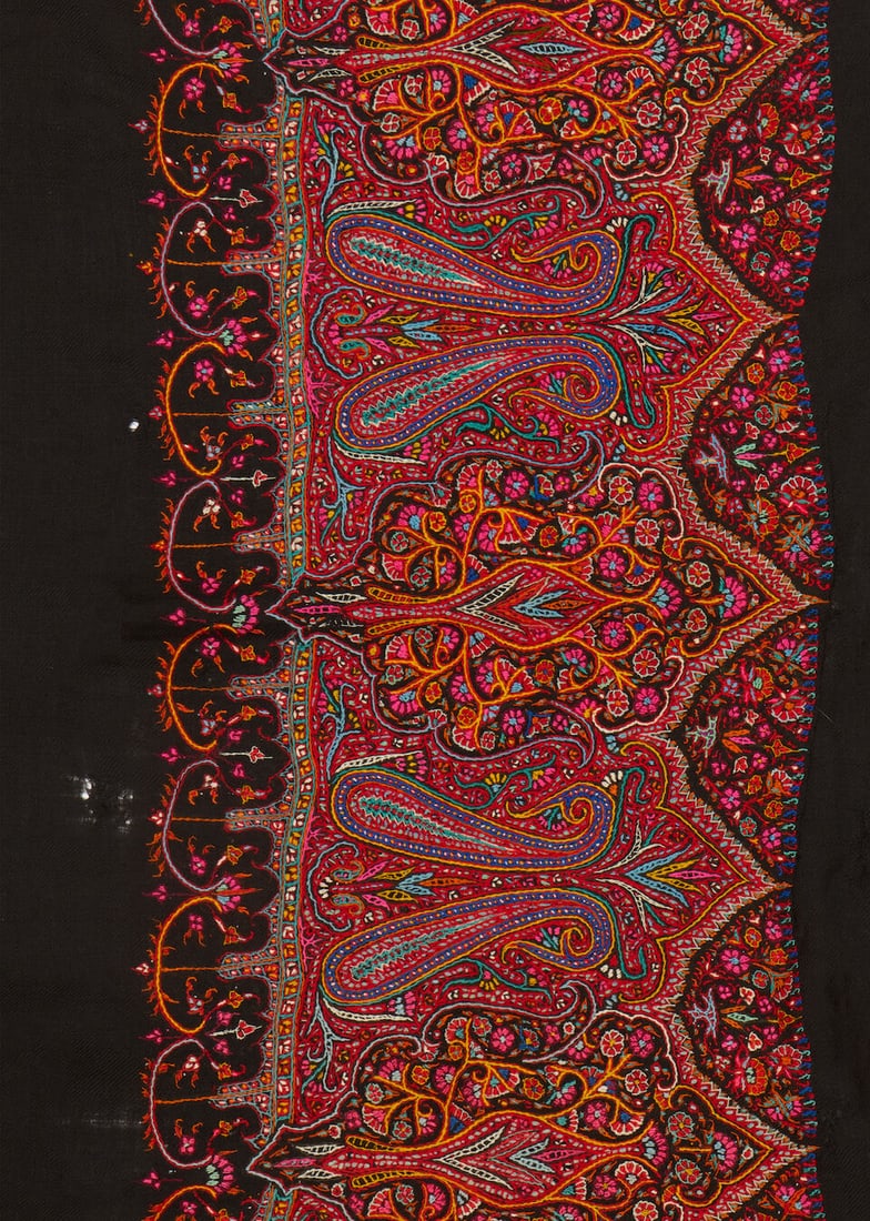 An embroidered wool sash Kashmir, late 19th Century - 3