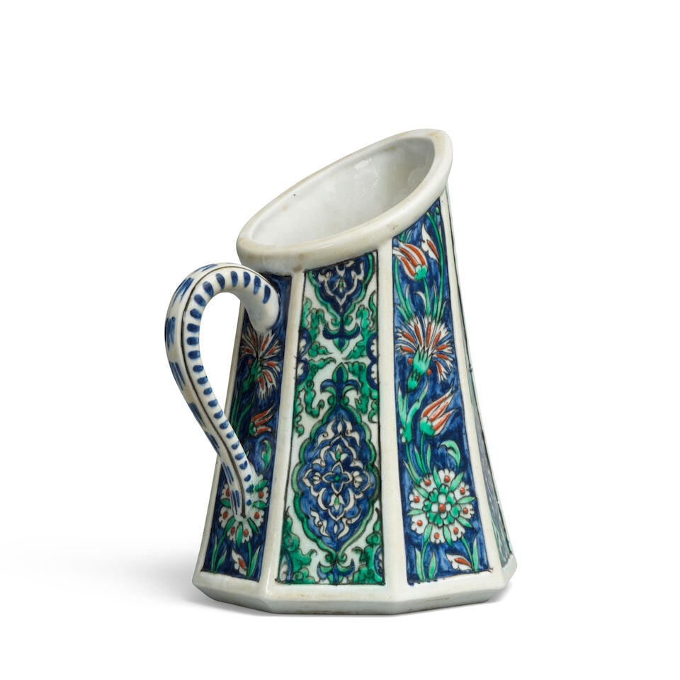 An Iznik style porcelain jug Possibly Samson, Paris, 20th Century - 2