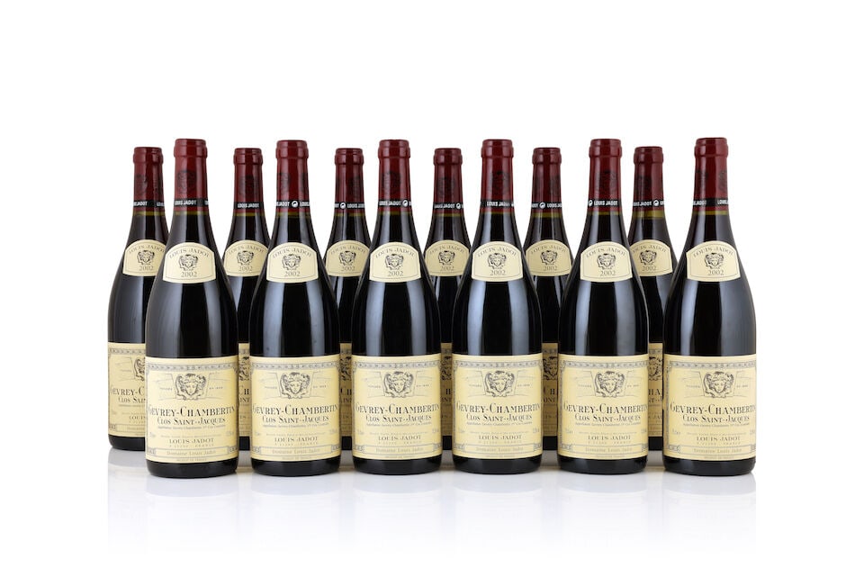 Domaine Louis Jadot, Gevrey-Chambertin 1er Cru Clos St-Jacques, 2002 (12 x 750ml): Domaine Louis Jadot, Gevrey-Chambertin 1er Cru Clos St-Jacques, 2002 (12 x 750ml) Region: Côte de Nuits Label: 1 nicked label Packaging: original wooden case This lot is subject to the following