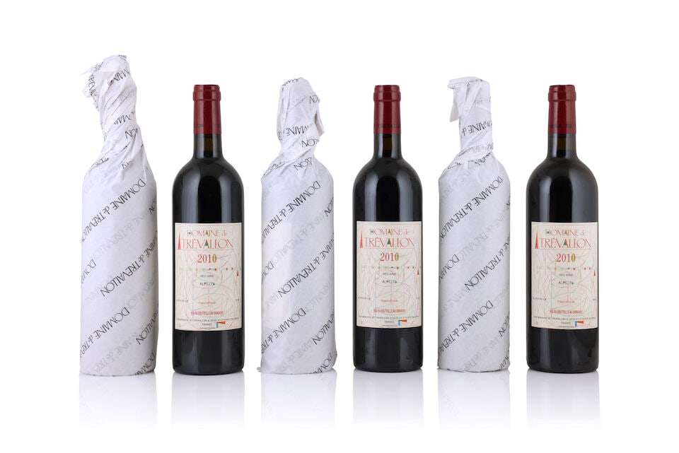 Domaine de Trevallon, 2010 (6 x 750ml): Domaine de Trevallon, 2010 (6 x 750ml) Region: Provence Packaging: original wooden case This lot is subject to the following lot symbols: Δ Δ VAT at the prevailing rate on Hammer Price and B