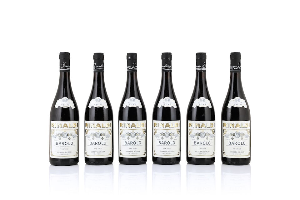 Giuseppe Rinaldi, Barolo Tre Tine, 2016 (6 x 750ml): Giuseppe Rinaldi, Barolo Tre Tine, 2016 (6 x 750ml) Region: Piedmont Label: 1 slightly creased, 1 bin-soiled This lot is subject to the following lot symbols: Δ Δ VAT at the prevailing rate