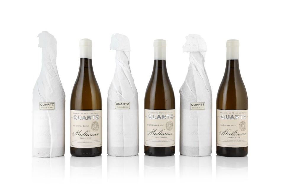 Mullineux, Quartz Chenin Blanc Leliefontein Swartland, 2015 (6 x 750ml): Mullineux, Quartz Chenin Blanc Leliefontein Swartland, 2015 (6 x 750ml) Region: South Africa Packaging: original wooden case This lot is subject to the following lot symbols: Δ Δ VAT at the