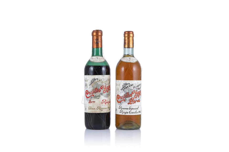 Marques de Murrieta, Castillo Ygay Rioja Reserva Especial Gran Reserva, 1942 (1 x 750ml) Marque...: Marques de Murrieta, Castillo Ygay Rioja Reserva Especial Gran Reserva, 1942 (1 x 750ml) Region: Spain Fill Level: low shoulder Capsule: lightly corroded Label: stained, nicked & torn Miscellaneous: g