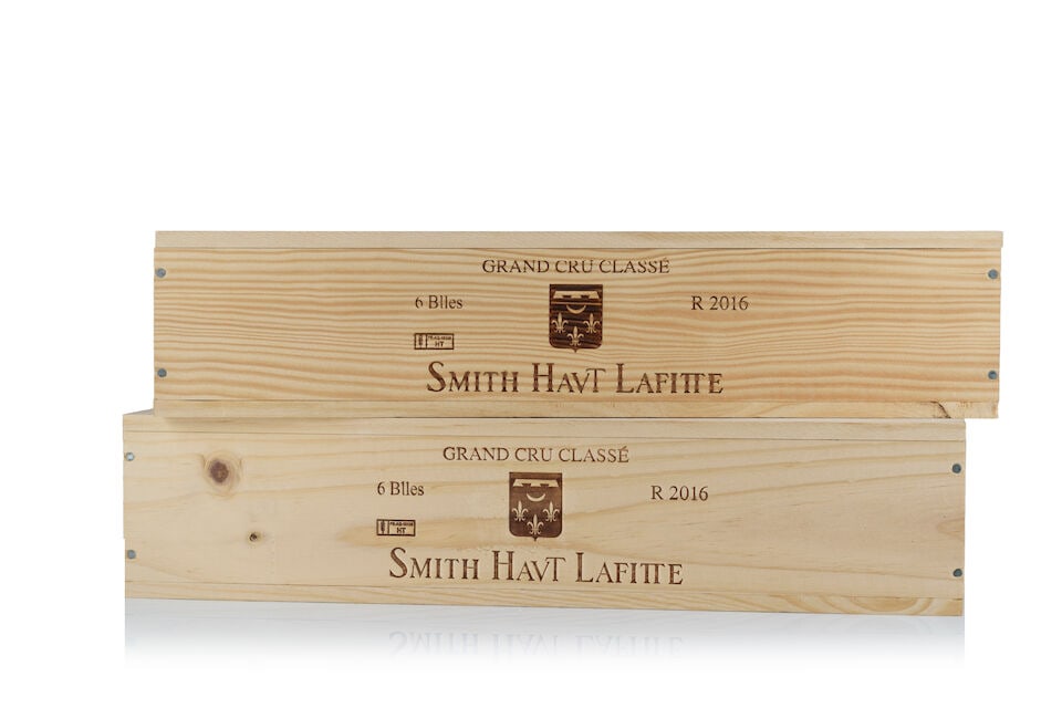 Château Smith Haut Lafitte, 2016 (12 x 750ml): Château Smith Haut Lafitte, 2016 (12 x 750ml) Region: Pessac Léognan Packaging: 2 x original wooden cases This lot is subject to the following lot symbols: Δ Δ VAT at the prevailin