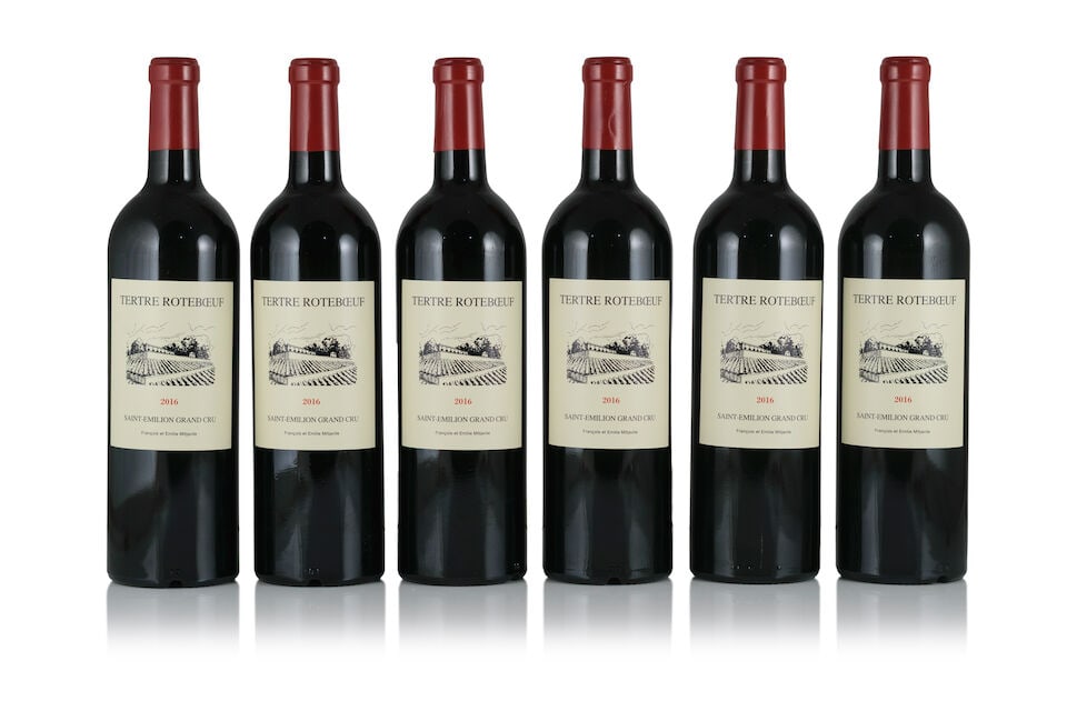 Tertre Roteboeuf, 2016 (6 x 750ml): Tertre Roteboeuf, 2016 (6 x 750ml) Region: St. Emilion Packaging: original wooden case This lot is subject to the following lot symbols: Δ Δ VAT at the prevailing rate on Hammer Price and Bu