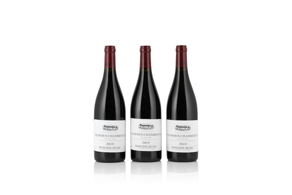 Domaine Dujac, Charmes-Chambertin, 2019 (3 x 750ml): Domaine Dujac, Charmes-Chambertin, 2019 (3 x 750ml) Region: Côte de Nuits Packaging: original carton This lot is subject to the following lot symbols: Δ Δ VAT at the prevailing rate on