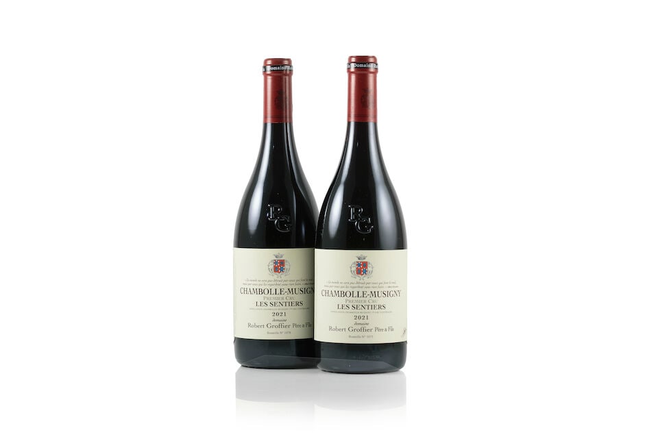 Domaine Robert Groffier, Chambolle-Musigny 1er Cru, Les Sentiers, 2021 (6 x 750ml): Domaine Robert Groffier, Chambolle-Musigny 1er Cru, Les Sentiers, 2021 (6 x 750ml) Region: Côtes de Nuits Packaging: 2 original cartons Lot to be sold without reserve. This lot is subject to the