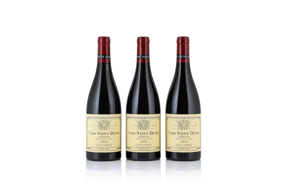 Famille Gagey, Louis Jadot, Clos Saint-Denis, 2021 (3 x 750ml): Famille Gagey, Louis Jadot, Clos Saint-Denis, 2021 (3 x 750ml) Region: Côte de Nuits Packaging: original wooden case Miscellaneous: band removed by Bonhams for inspection This lot is subject to t