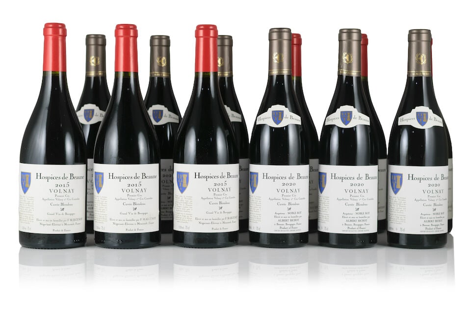 François Martenot, Hospices de Beaune, Volnay 1er Cru Cuvée Blondeau, 2015 (6 x 750ml)...: François Martenot, Hospices de Beaune, Volnay 1er Cru Cuvée Blondeau, 2015 (6 x 750ml) Region: Côte de Beaune Label: slightly rubbed & peeling lables Packaging: original wooden case Alb