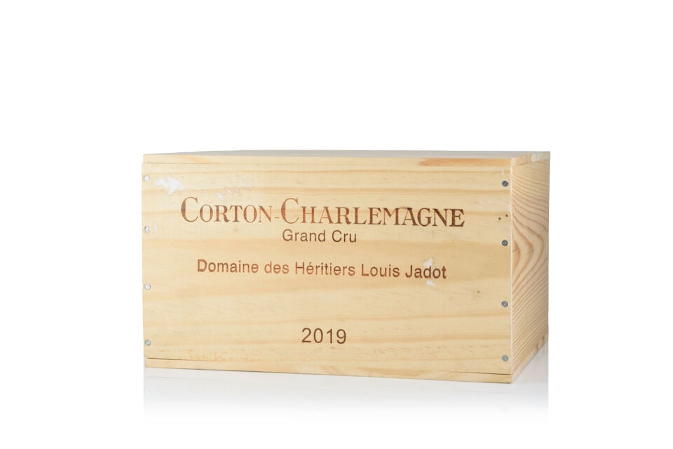 Domaine des Héritiers, Louis Jadot, Corton-Charlemagne, 2019 (6 x 750ml): Domaine des Héritiers, Louis Jadot, Corton-Charlemagne, 2019 (6 x 750ml) Region: Côte de Beaune Packaging: original wooden case This lot is subject to the following lot symbols: