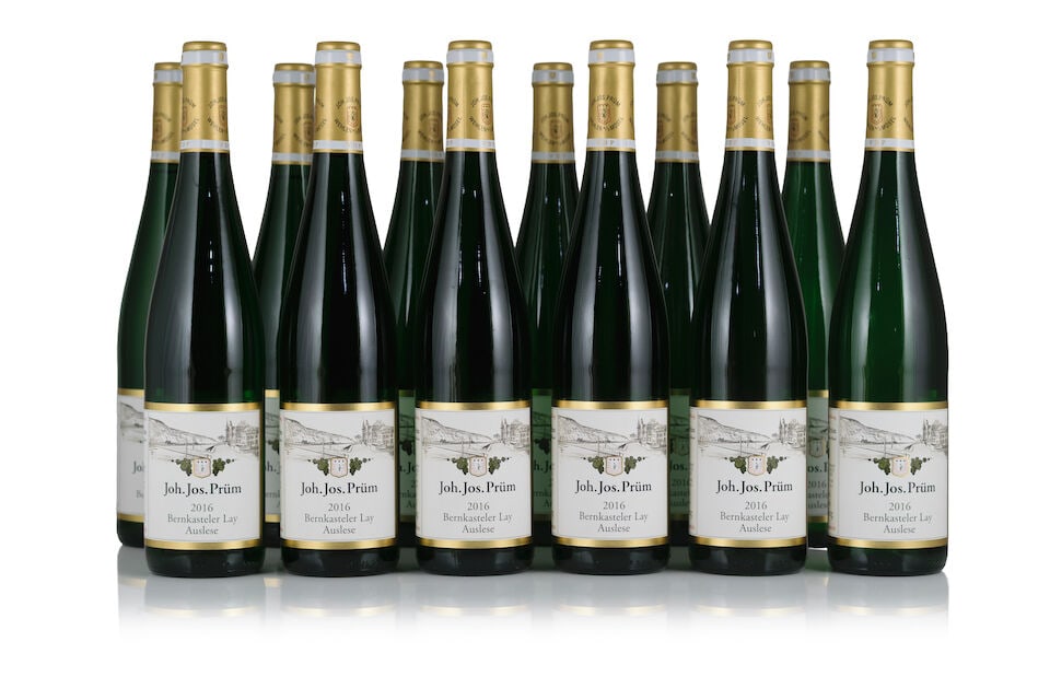 Joh. Jos. Prüm, Bernkasteler Lay Riesling Auslese Goldkapsel, 2016 (12 x 750ml) Joh. Jos. P...: Joh. Jos. Prüm, Bernkasteler Lay Riesling Auslese Goldkapsel, 2016 (12 x 750ml) Region: Germany Packaging: original carton (lightly damp-affected) Joh. Jos. Prüm, Wehlener Sonnenuhr