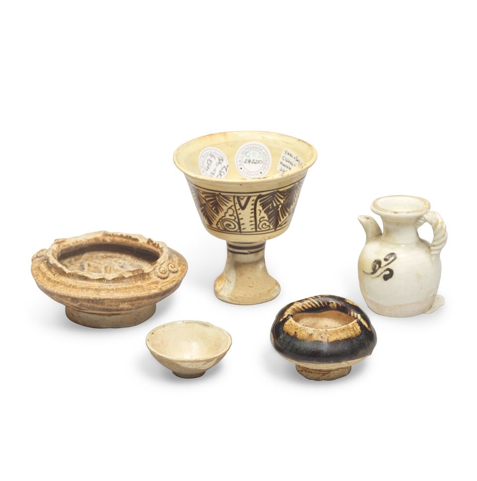 A GROUP OF FIVE MINIATURE VESSELS Eastern Zhou to Song/Yuan Dynasty (5) (1 of 2)