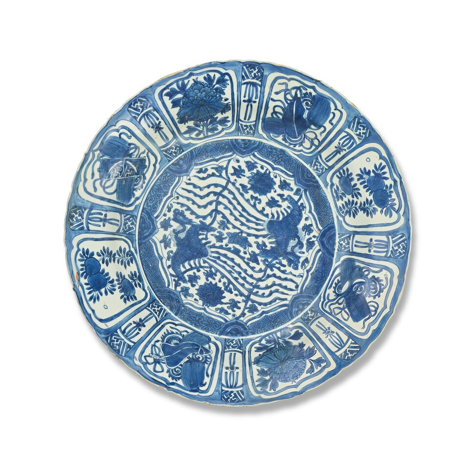 A LARGE BLUE AND WHITE 'TWIN PHOENIX' KRAAK PORCELAIN CHARGER Wanli (2) (1 of 2)
