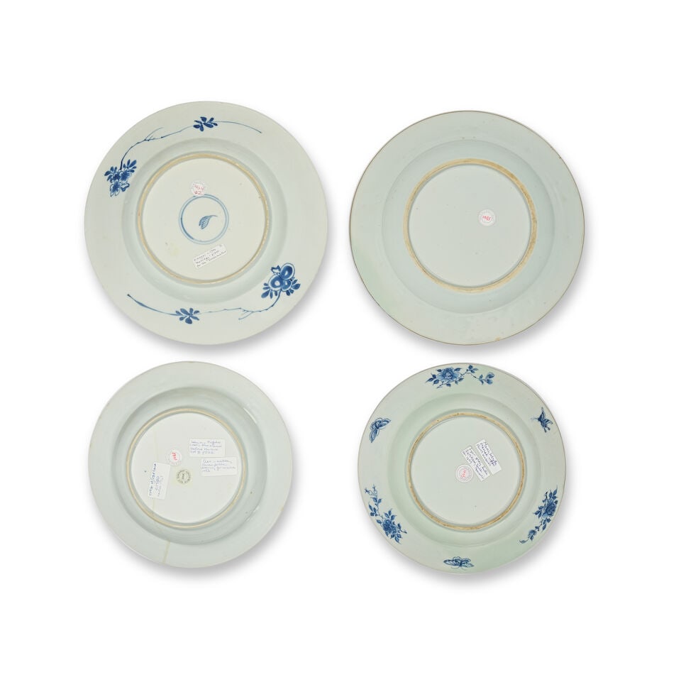 FOUR BLUE AND WHITE EXPORT DISHES 17th-18th century (4) - 2