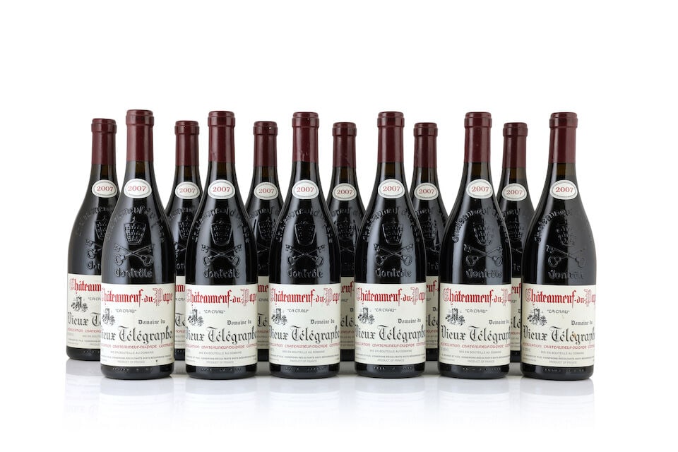 Vieux Télégraphe, Châteauneuf-du-Pape La Crau, 2007 (18 x 750ml): Vieux Télégraphe, Châteauneuf-du-Pape La Crau, 2007 (18 x 750ml) Region: Rhône Valley Label: 6 nicked, 4 lightly bin-soiled This lot is subject to the following lot symbols: Δ