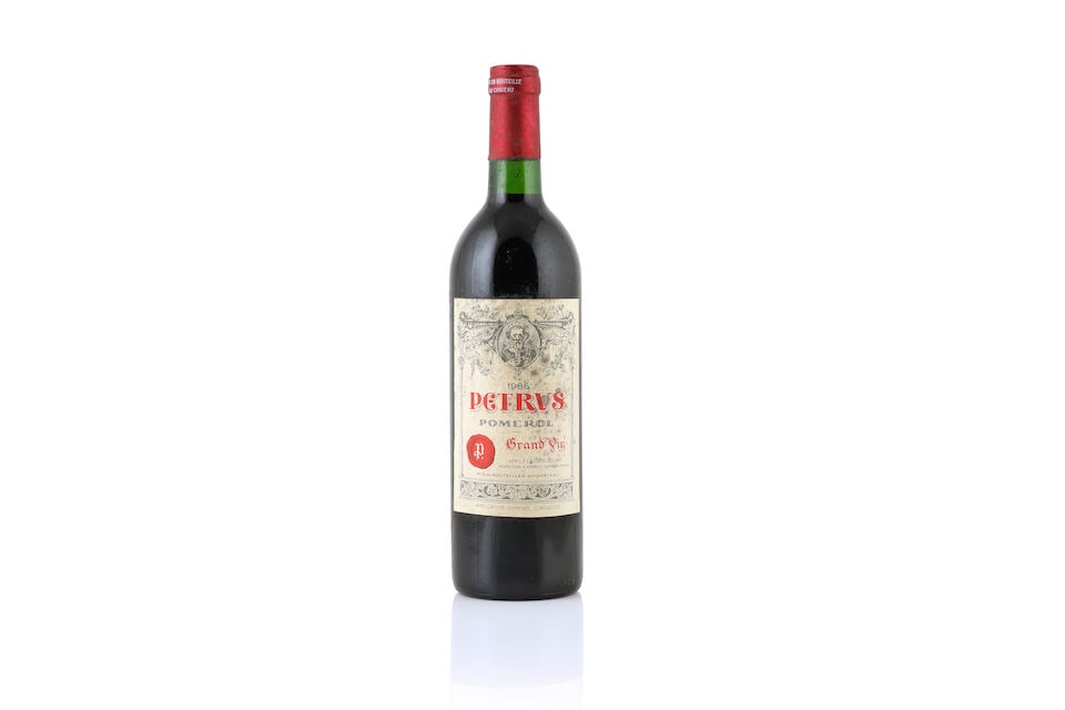 Petrus, 1986 (1 x 750ml): Petrus, 1986 (1 x 750ml) Region: Pomerol Fill Level: into neck Capsule: slightly worn & nicked Label: bin-soiled & lightly damp-stained This lot is subject to the following lot symbols: Δ Δ