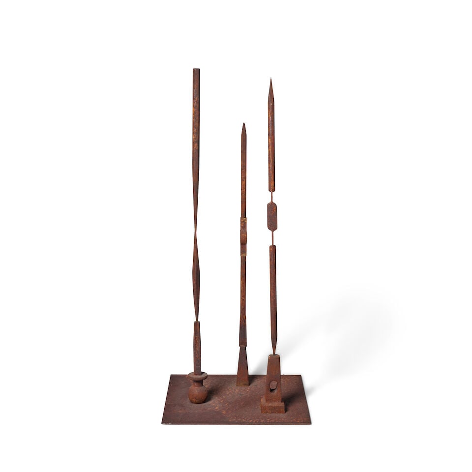 BEVERLY PEPPER (1922-2020) Trafalgar Plaza - 3 33 x 14 3/4 x 14 in (83.8 x 37.5 x 35.6 cm) (Exe... - 4