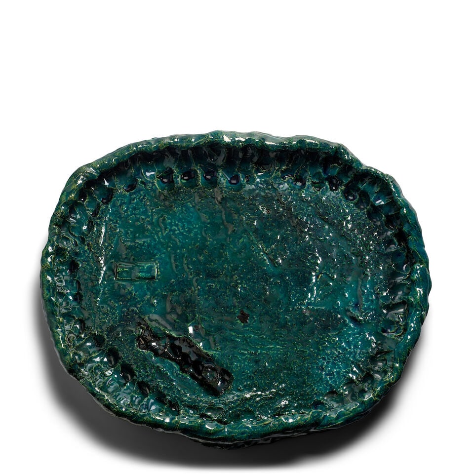 STERLING RUBY (B. 1972) Ashtray 354 3 1/8 x 19 7/8 x 16 in (7.9 x 50.5 x 40.7 cm) (Executed in 2... - 2