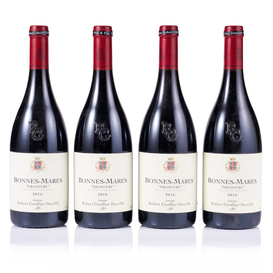 Robert Groffier Père & Fils, Bonnes-Mares Grand Cru, 2016 (4 x 750ml): Robert Groffier Père & Fils, Bonnes-Mares Grand Cru, 2016 (4 x 750ml) Region: Burgundy Fill Level: excellent Capsule: ok Cork: ok Label: 2x very slightly nicked, 2x excellent appearance Packaging