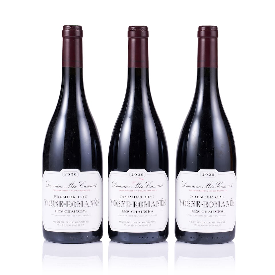 Domaine Méo-Camuzet, Vosne-Romanée 1er Cru, Les Chaumes, 2020 (3 x 750ml): Domaine Méo-Camuzet, Vosne-Romanée 1er Cru, Les Chaumes, 2020 (3 x 750ml) Region: Burgundy Fill Level: excellent Capsule: ok Cork: ok Label: 1x excellent appearance, 1x very slightly stained