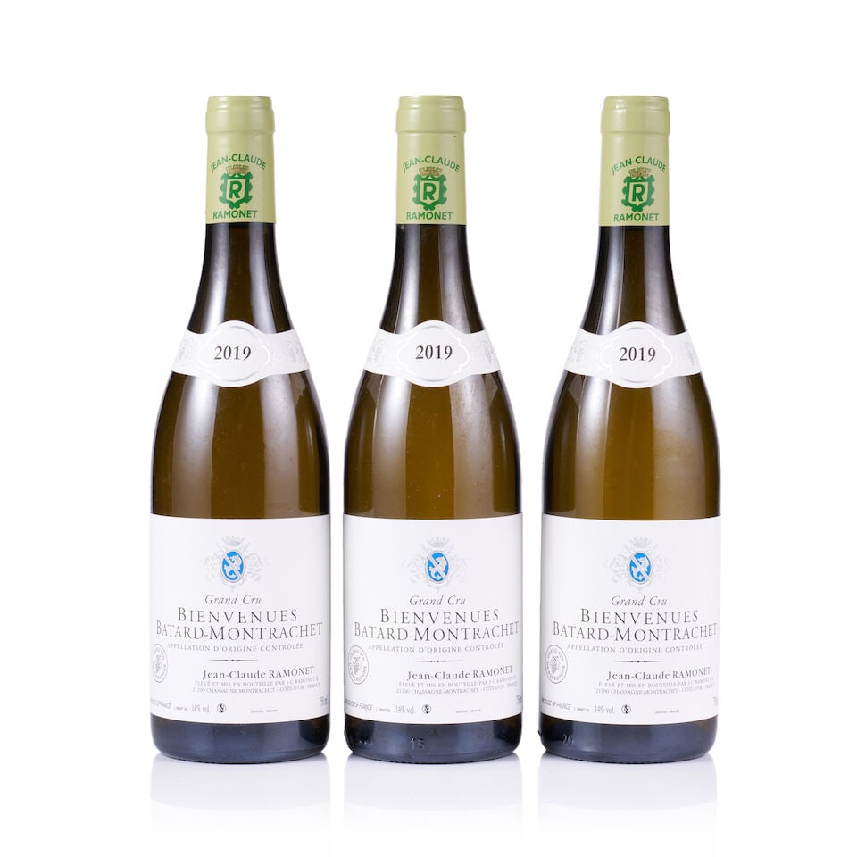 Jean-Claude Ramonet, Bienvenues-Bâtard-Montrachet Grand Cru, 2019 (3 x 750ml): Jean-Claude Ramonet, Bienvenues-Bâtard-Montrachet Grand Cru, 2019 (3 x 750ml) Region: Burgundy Fill Level: excellent Capsule: ok Cork: ok Label: 1x slightly marked, 2x excellent appearance Packag