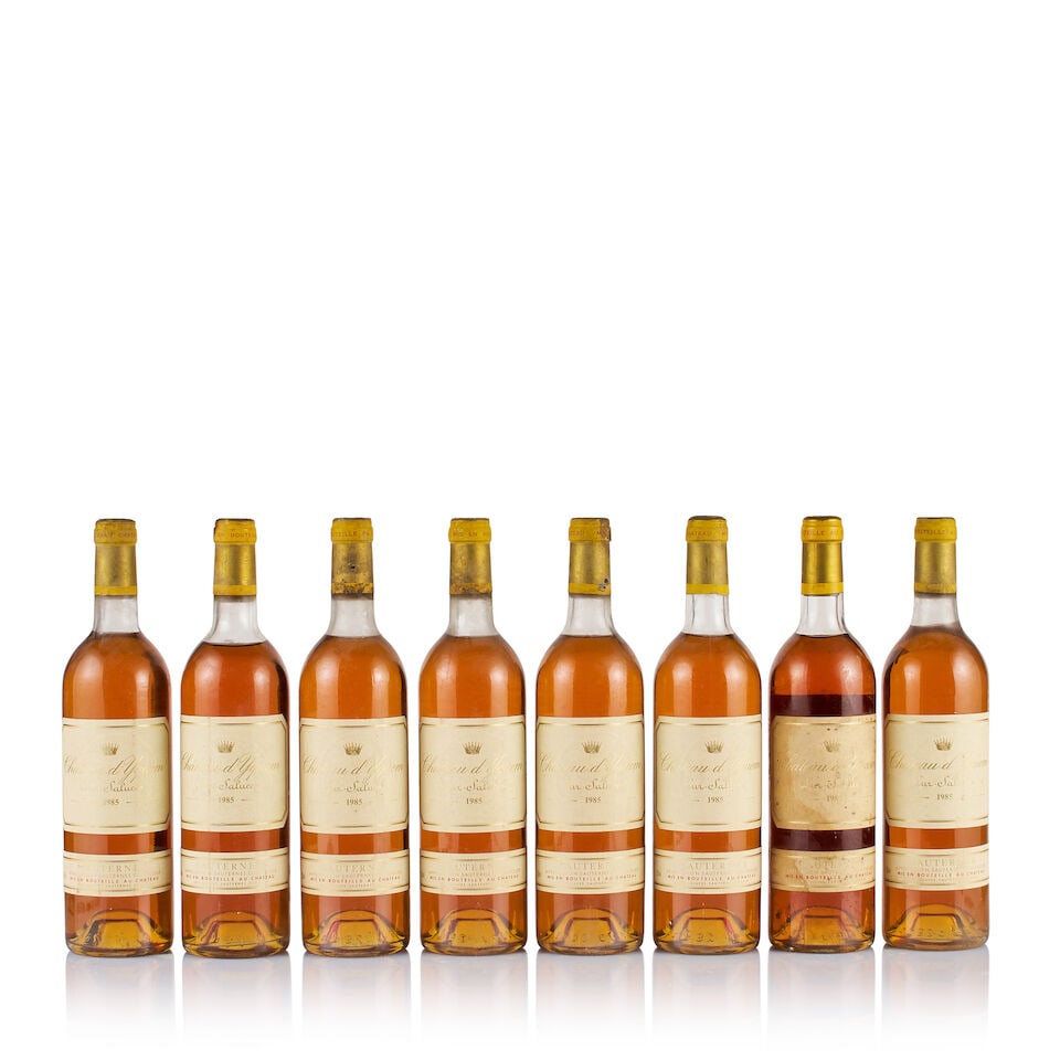 Château d'Yquem, Sauternes, 1er Cru Supérieur, 1985 (15 x 750ml) - 2